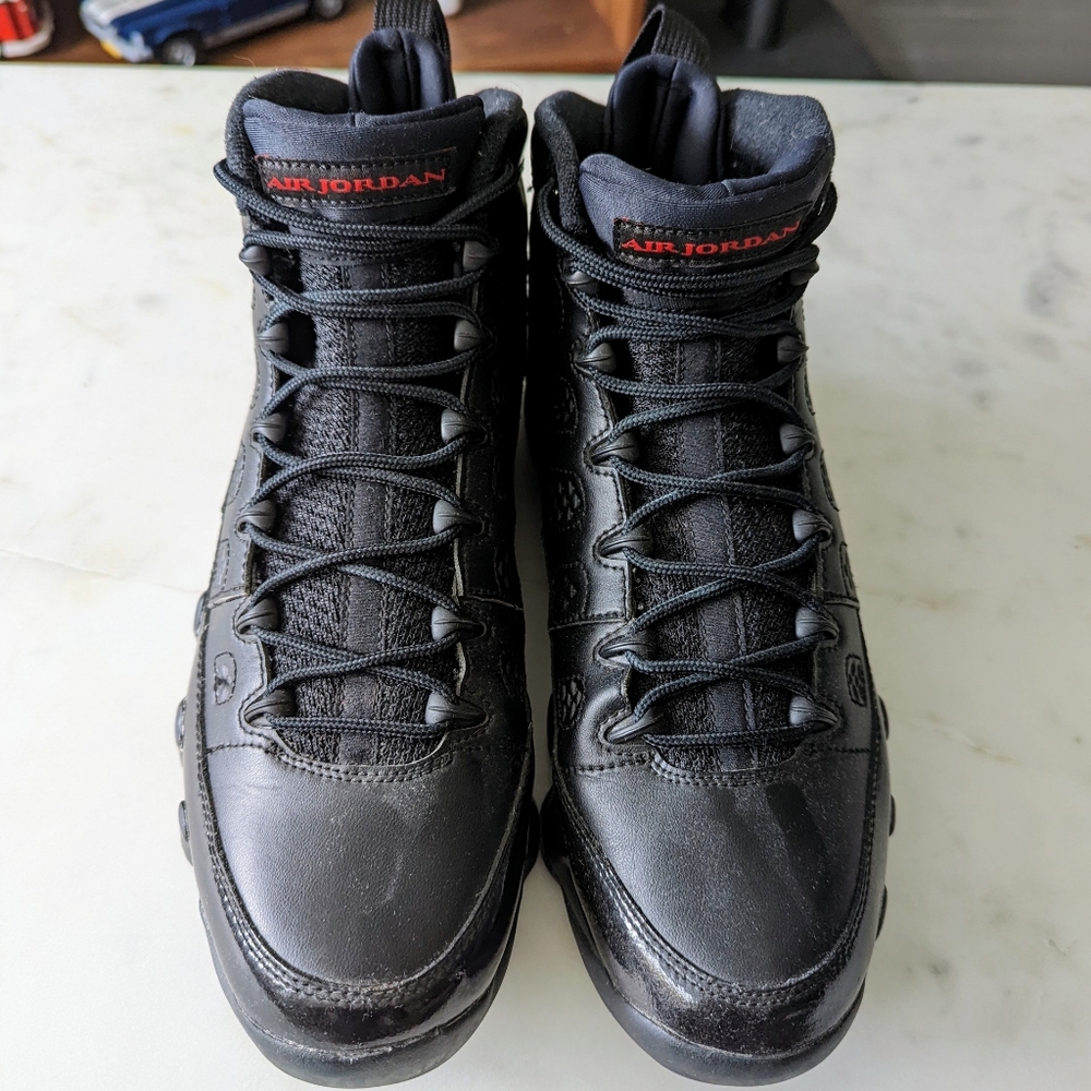 Air Jordan 9 "Bred"